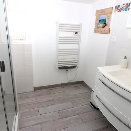 Maison A La בית נופש