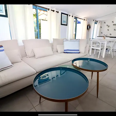 Maison A La